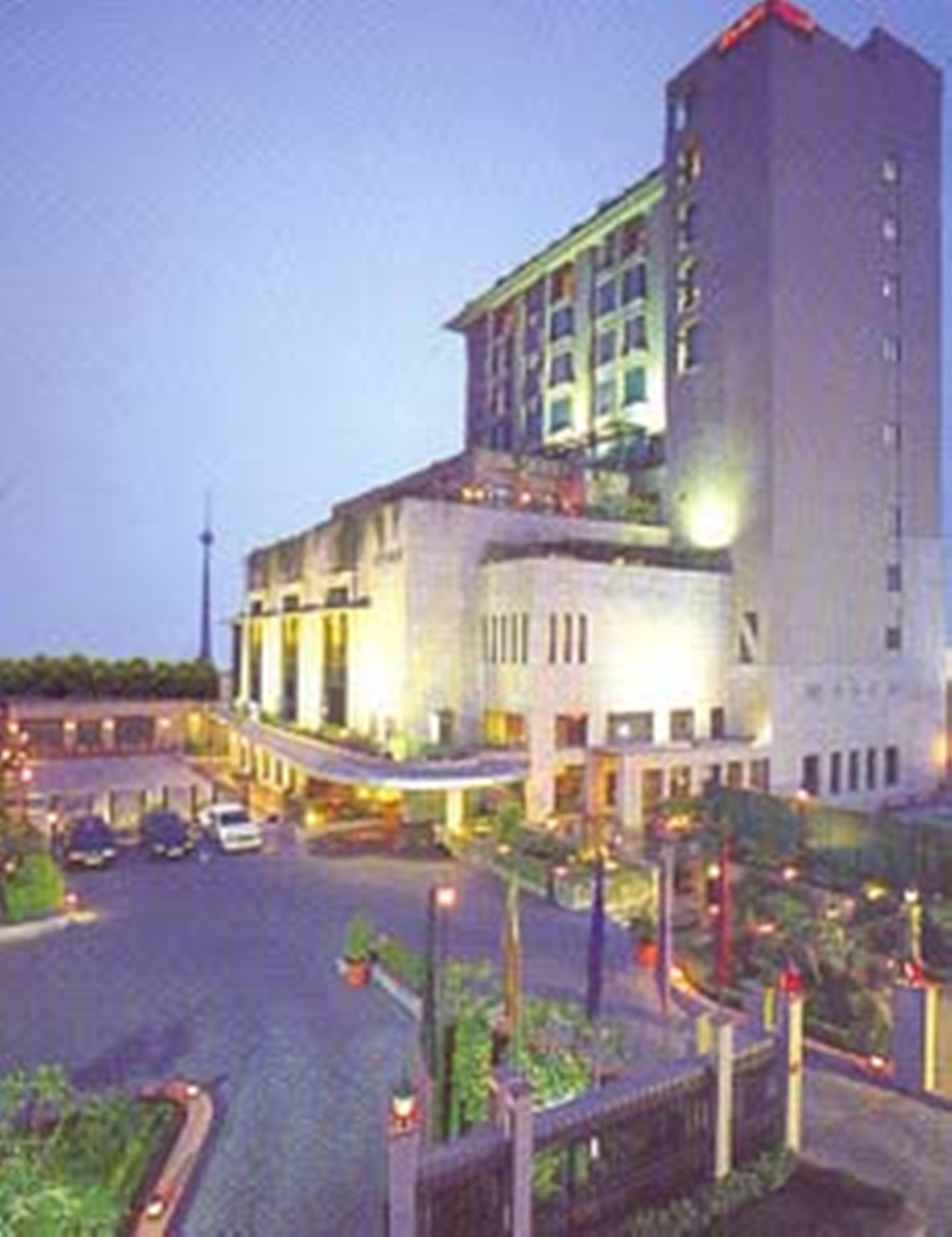 Hotel City Park Yeni Delhi Dış mekan fotoğraf