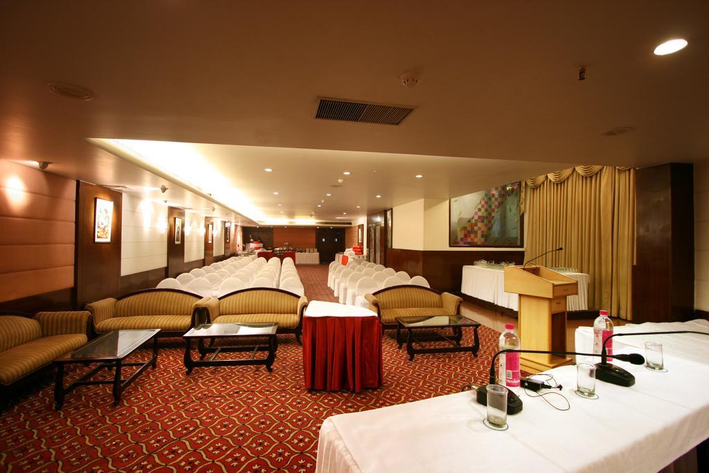 Hotel City Park Yeni Delhi Dış mekan fotoğraf